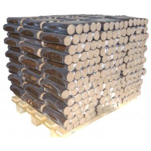 Holzbriketts pro Palette mit 117 Packungen